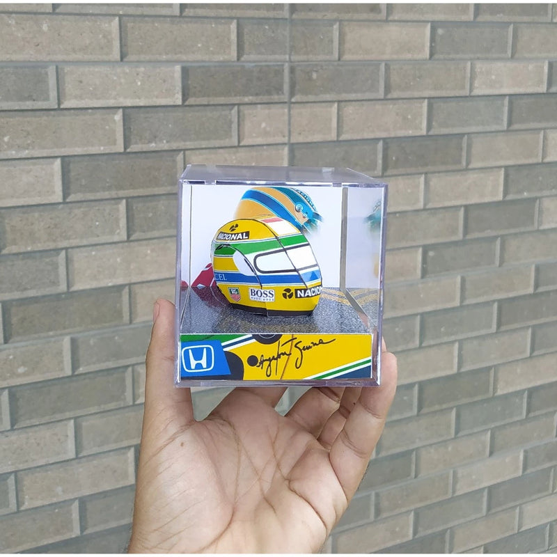 Diorama Capacete Ayrton S.