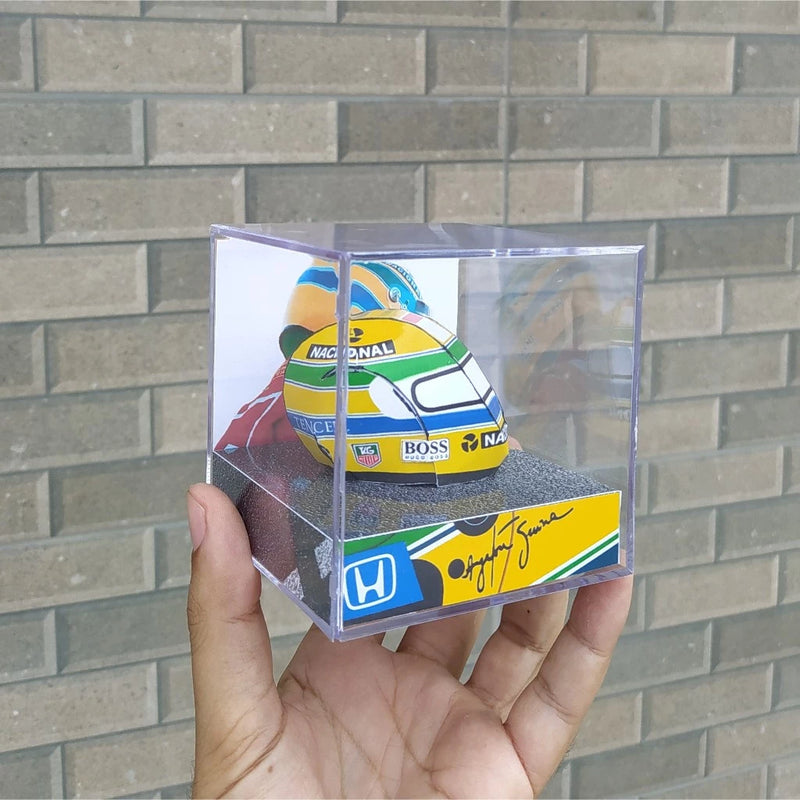 Diorama Capacete Ayrton S.